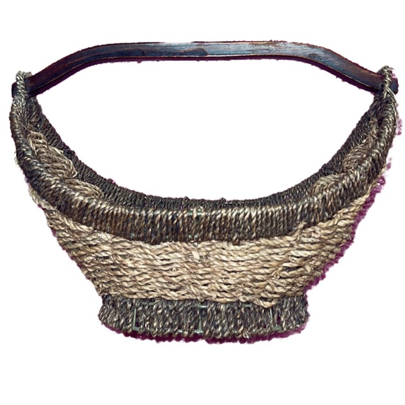 Vintage Rustic Wicker top atelier handle basket